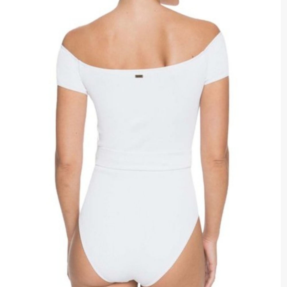 Roxy cap sleeve one-piece belted swimsuit - Picture 2 of 11